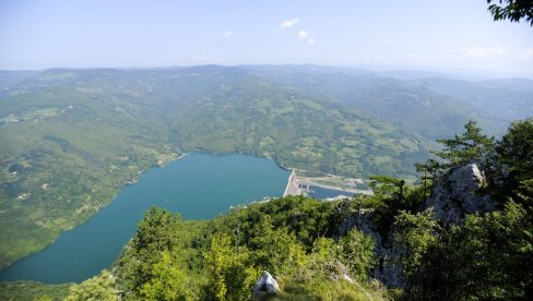 RODITELJI OSMAKA IZ ŽELEZNIKA U ŠOKU: Saznali pred put da im deca idu na ekskurziju - destinacija Tara