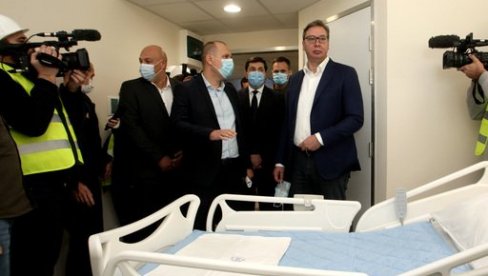 „AKO BUDEMO MORALI, PRIMENIĆEMO TEŽE MERE” Vučić o novom talasu korone