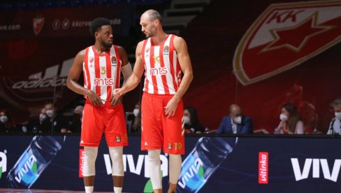 ДЕТОНАЦИЈА У КОМШИЛУКУ! Бивши играч Звезде довео некадашњу ведету Партизана!