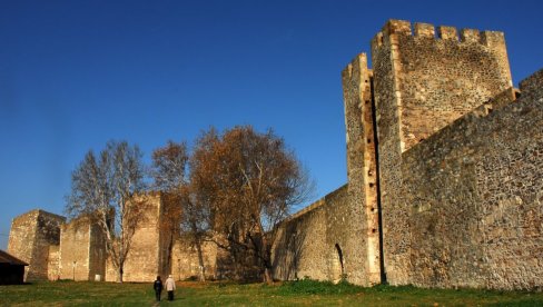 НАСТАВАК ОБНОВЕ СМЕДЕРЕВСКЕ ТВРЂАВЕ: Тражи се извођач радова на утврђењу из 16. века