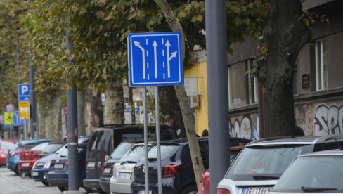 ZAKLONJEN PARKING ZA INVALIDE: Vozače zbunjuje loše postavljen saobraćajni znak u DŽordža Vašingtona