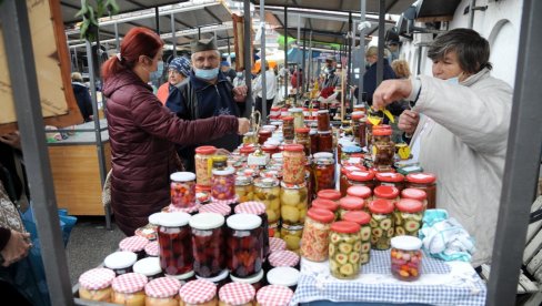 KARAVAN ZIMNICE NA ĐERMU Bogat program na zvezdarskoj pijaci za vikend