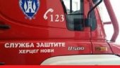POŽAR KOD DEBELOG BRIJEGA: Muškarac pokušavao da ugasi vatru pa zadobio opekotine POŽAR KOD DEBELOG BRIJEGA: Muškarac pokušavao da ugasi vatru pa zadobio opekotine