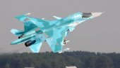 POGLEDAJTE - NEPOBEDIVO „PAČE“ NA NEBU UKRAJINE: Snimak Su-34 tokom specijalne operacije (VIDEO)