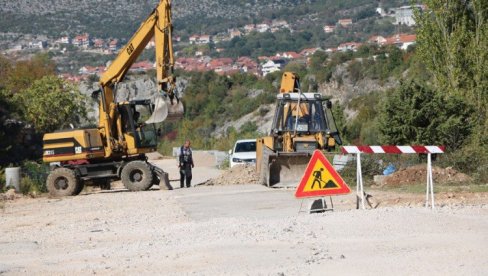 HIDROELEKTRANA PRAVI PUT U TREBINJU: Uloženo više od 500.000 km u novu deonicu