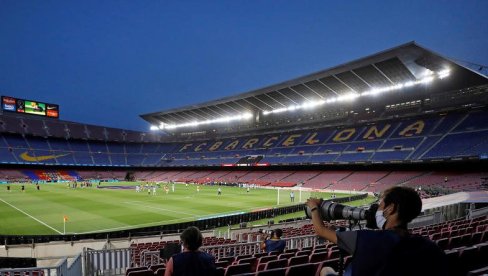 ODLIČNE VESTI: Barselona razmatra povratak navijača na stadion!