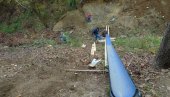РАДОВИ У МИСЛОЂИНУ, СТУБЛИНАМА И ЈОШ 2 СЕЛА: Поправка поломљених цеви у обреновачкој општини