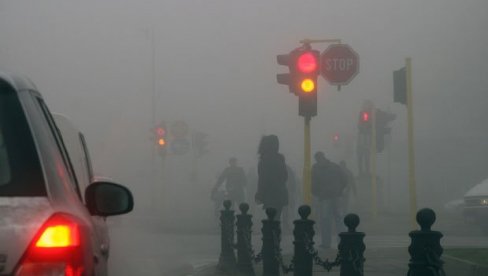 ВОЗАЧИ, ОПРЕЗ: Две временске појаве отежавају вожњу, огласио се АМСС - једна може бити посебно опасна