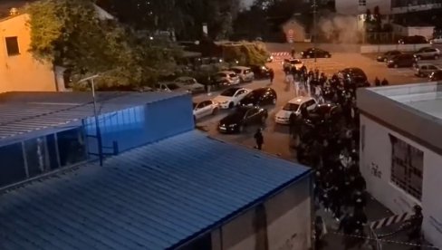 GROBARI VETAR U LEĐA PARTIZANU: Parni valjak ima gromoglasnu podršku u Nišu (VIDEO)