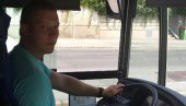 VOZAČ AUTOBUSA JE PUSTIO VOLAN I USMRTIO MOG SINA: Otac Bojana Peraća u suzama na suđenju za saobraćajku u Zemunu