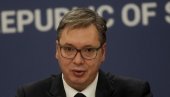 IZVINJAVAM SE DR KONU I KRIZNOM ŠTABU: Predsednik Vučić se oglasio na Tviteru (FOTO)