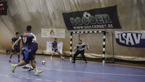 ČISTOĆA VASKRSLA U ZLATNOJ LIGI: Uzbudljivi futsal mečevi u Posko Areni