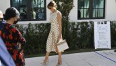 MODNA IKONA BELE KUĆE PROMENILA STIL: Melanija Tramp u potpuno novim kombinacijama MODNA IKONA BELE KUĆE PROMENILA STIL: Melanija Tramp u potpuno novim kombinacijama