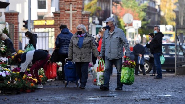 ПОГОРШАНА ЕПИДЕМИОЛОШКА СЛИКА: У Пољској највише новозаражених од новембра прошле године