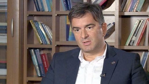 MEDOJEVIĆ PORUČUJE: Opravdani zahtevi za rekonstrukcijom Vlade Crne Gore