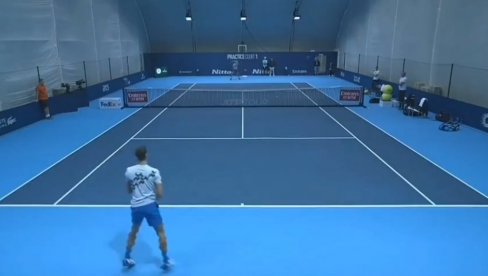 PRŠTALO NA TRENINGU: Đoković i Nadal već izašli na teren O2 arene (VIDEO)