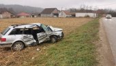 UŽAS KOD ČAČKA: Auto podleteo pod kamion, skroz smrskan, jedna žena mrtva, druga teško povređena