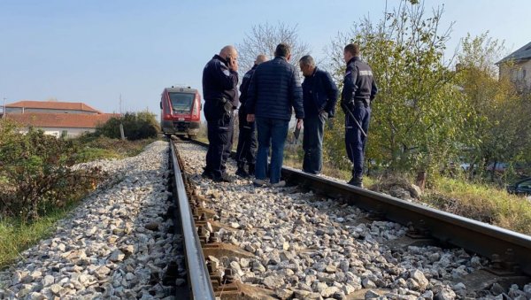 ТРАГЕДИЈА КОД КРАГУЈЕВЦА: Воз усмртио мушкарца