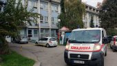 ИЗАШАО КРОЗ ПРОЗОР, ПА СЕ СПУСТИО НИЗ ОЛУК: Ковид пацијент (70) покушао да побегне из болнице у Смедереву