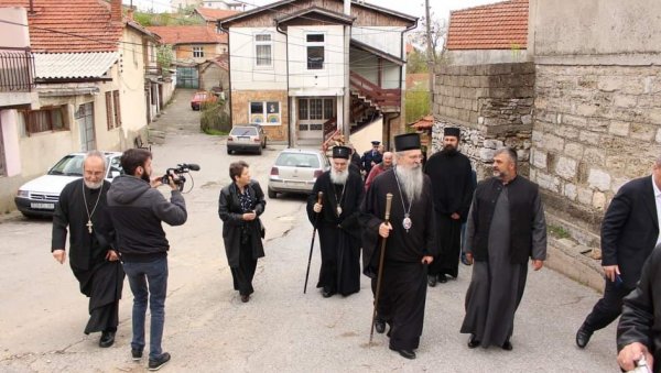 НОВИНАРИ СА КОСМЕТА О СУСРЕТИМА СА ПАТРИЈАРХОМ: Није могао да замисли да Призрен или Пећка Патријаршија буду у другој држави