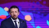 I TURKOGLU BOLESTAN: Brat Hido ima koronu!