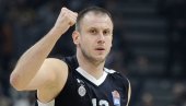 DAN KADA SE POVLAČI KAPITEN: Gotovo je - Novica Veličković otišao u penziju! Partizan se oprostio od kapitena