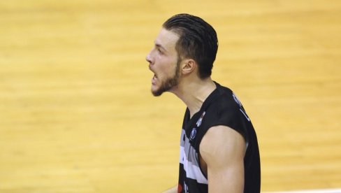 EMOCIJA ĆE BITI, SVI ZNAJU ŠTA OSEĆAM PREMA PARTIZANU Žofri Lovernj pred prvi meč u karijeri protiv voljenog kluba EMOCIJA ĆE BITI, SVI ZNAJU ŠTA OSEĆAM PREMA PARTIZANU Žofri Lovernj pred prvi meč u karijeri protiv voljenog kluba
