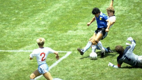 NIKADA MU NIJE OPROSTIO BOŽIJU RUKU: Maradona jedan od najboljih, ali ostao je gorak ukus zbog onog gola