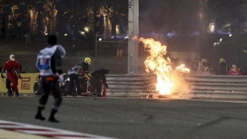 UŽASAN UDES GROŽANA: Probio ogradu, bolid se prepolovio i zapalio!