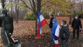 БРОЗУ ЦВЕЋЕ, ГЛАДНИМА ОБРОК: У Четвртој мини Југославији у Суботици обележен 29. новембар БРОЗУ ЦВЕЋЕ, ГЛАДНИМА ОБРОК: У Четвртој мини Југославији у Суботици обележен 29. новембар