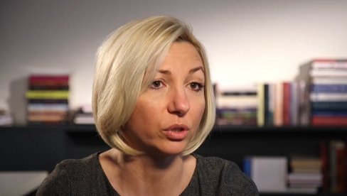 МЕЂУНАРОДНИ ДАН ПРЕДУЗЕТНИЦА Мацура: Економска сигурност важна је за јачање породице као стуба једног друштва МЕЂУНАРОДНИ ДАН ПРЕДУЗЕТНИЦА Мацура: Економска сигурност важна је за јачање породице као стуба једног друштва