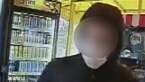 RAZBOJNIŠTVO U ZRENJANINU: Uhapšen policajac (22) zbog sumnje da je oteo novac RAZBOJNIŠTVO U ZRENJANINU: Uhapšen policajac (22) zbog sumnje da je oteo novac