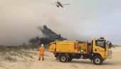 SEDAM NEDELJA BORBE SA VATROM: Veliki požar u Australiji, evakuisani meštani (FOTO) SEDAM NEDELJA BORBE SA VATROM: Veliki požar u Australiji, evakuisani meštani (FOTO)