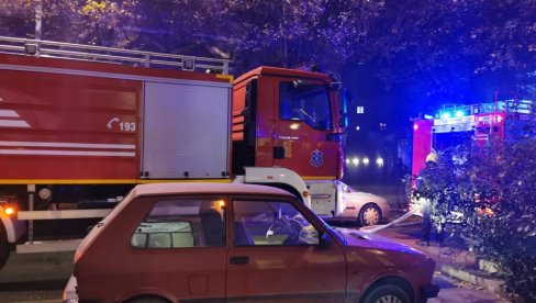 POŽAR U CENTRU BEOGRADA: Gori bivša biblioteka u Hilandarskoj ulici (FOTO)