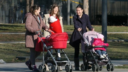 NAJVAŽNIJE IZMENE O KUPOVINI PRVE NEKRETNINE: Mame sada imaju mogućnost kupovine i stana u izgradnji