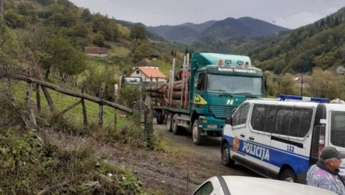 SEKU ŠUME  I KRVNIČKI TUKU GRAĐANE: Predsednik MZ Kaludra kod Berana na meti nasilnika