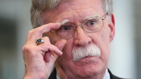 BOLTON SE IZJASNIO DA NIJE KRIV: Bivši savetnik za nacionalnu bezbednost SAD negirao da je nelegalno delio poverljive informacije BOLTON SE IZJASNIO DA NIJE KRIV: Bivši savetnik za nacionalnu bezbednost SAD negirao da je nelegalno delio poverljive informacije