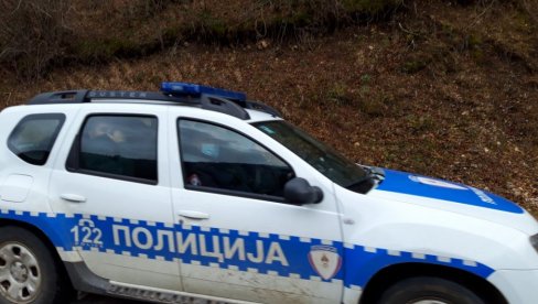 DRUMSKO RAZBOJNIŠTVO NA PUTU BANJALUKA- PRIJEDOR: Audijem preseli kamion, uz pretnju pištoljem ukrali novac