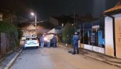 VELIKI BROJ POLICAJACA: Evo šta se trenutno dešava ispred kuće u kojoj je pronađena mrtva baka Coka (FOTO)