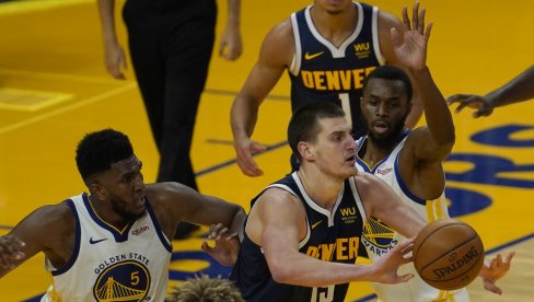 NOVO PRIZNANJE ZA SRPSKOG KOŠARKAŠA: Jokić je najbolji centar NBA lige