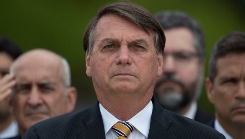 KORONA NAPRAVLJENA DA BI SE VODIO BIOLOŠKI RAT: Bolsonaro raspiruje teorije zavere, jasno rekao - samo jedna zemlja je profitirala