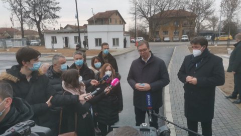 АГЕНЦИЈА ЗА ЛЕКОВЕ ЗАДОВЉНА КВАЛИТЕТОМ РУСКЕ ВАКЦИНЕ: Председник најавио - Постоји шанса за производњу у Србији