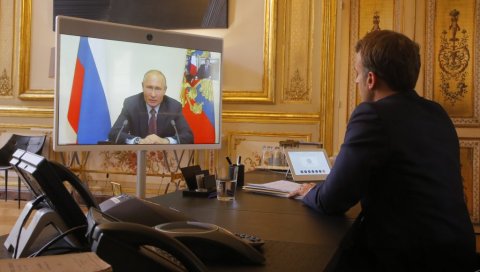 ПУТИН И МАКРОН РАЗГОВАРАЛИ О УКРАЈИНИ: Могућ и лични контакт двојице лидера