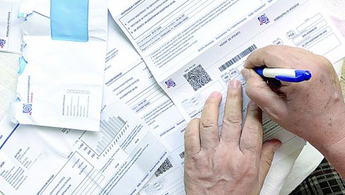 ДОДАТНИ ПОПУСТИ ЗА СТРУЈУ Најсиромашнији, пензионери и борци плаћаће мање рачуне!