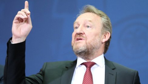 IZETBEGOVIĆ PONOVO PROVOCIRA: Bosna i Hercegovina kao država starija od Srba, Hrvata i Bošnjaka!