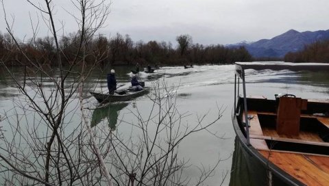 КРИВОЛОВЦИ НАПАЛИ ЗАШТИТАТЕ И НАНИЈЕЛИ ИМ ПОВРЕДЕ: Драма на Скадарском језеру