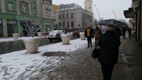 STIGLE KINESKE VAKCINE PROTIV KORONE: U Šapcu sutra počinje masovna imunizacija STIGLE KINESKE VAKCINE PROTIV KORONE: U Šapcu sutra počinje masovna imunizacija