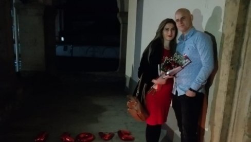 TIJANA ISPROŠENA U GNJILANU: Božićno iznenađenje Lazara Jovanovića u porti hrama posvećenog Svetom Nikoli TIJANA ISPROŠENA U GNJILANU: Božićno iznenađenje Lazara Jovanovića u porti hrama posvećenog Svetom Nikoli