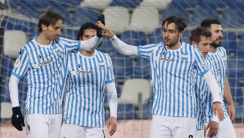 IZNENAĐENJE U KUPU ITALIJE: Tomovićev SPAL eliminisao Sasuolo, Đuričić tragičar