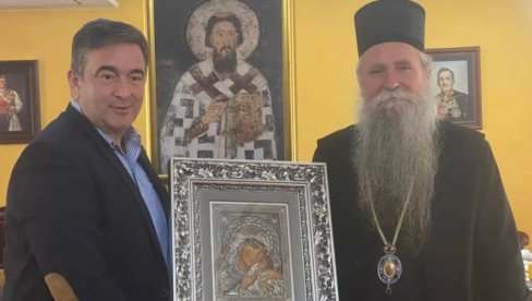 МЕДОЈЕВИЋ ЗА НОВОСТИ НАКОН САСТАНКА СА ЈОАНИКИЈЕМ: Нисам критиковао цркву него Владу, на изборе у Никшићу са ДФ МЕДОЈЕВИЋ ЗА НОВОСТИ НАКОН САСТАНКА СА ЈОАНИКИЈЕМ: Нисам критиковао цркву него Владу, на изборе у Никшићу са ДФ